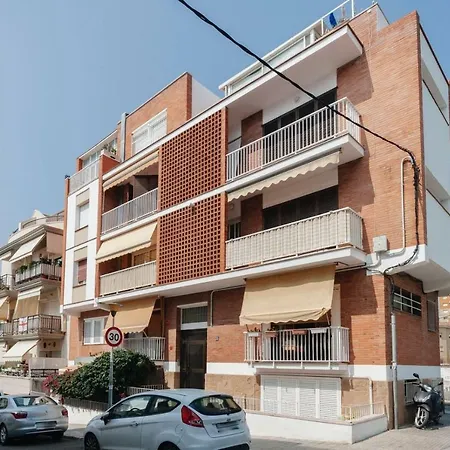 Sitges Holiday Apartment * Сиджес