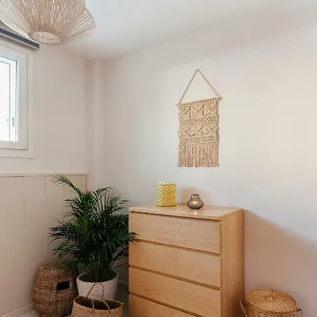Sitges Holiday Apartment شقة *